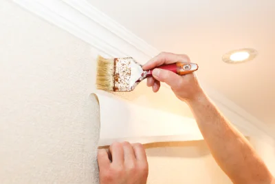 Pose de papier peint à Athée — revêtements muraux et toiles de verre
